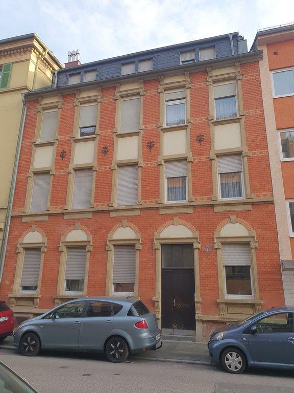 Helle 4 Zimmer Wohnung in Darmstadt